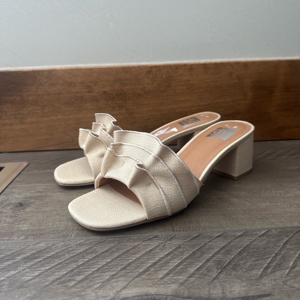 Ruffle heels